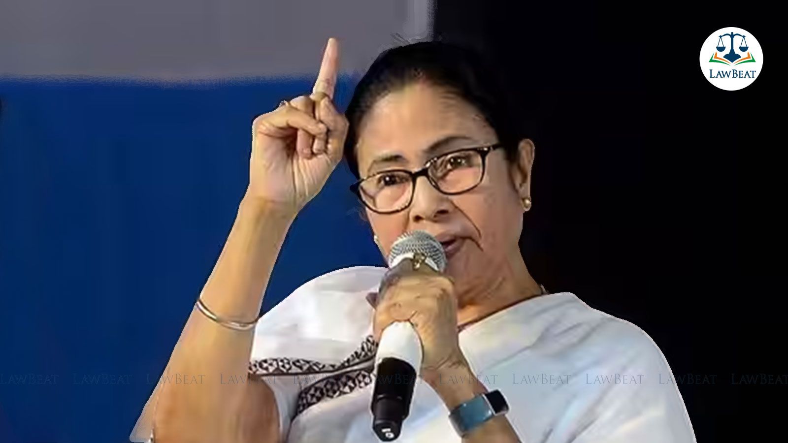 Disrespect To National Anthem Case: Mumbai Court Dismisses Complaint Filed By BJP Leader Against West Bengal CM Mamata Banerjee Disrespect To National Anthem Case: Mumbai Court Dismisses Complaint Filed By BJP Leader Against West Bengal CM Mamata Banerjee